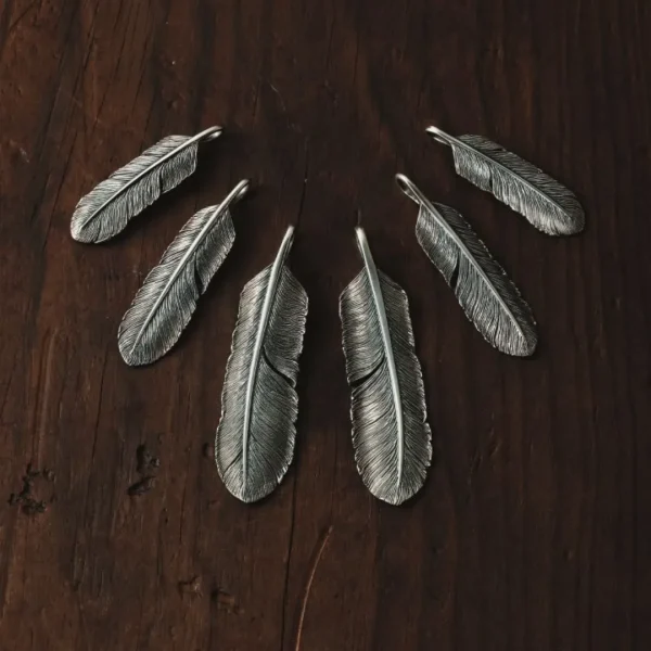 Feather_article_variation_1.webp