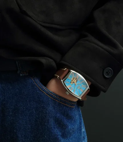 Turquoise_Watch_Gift.webp